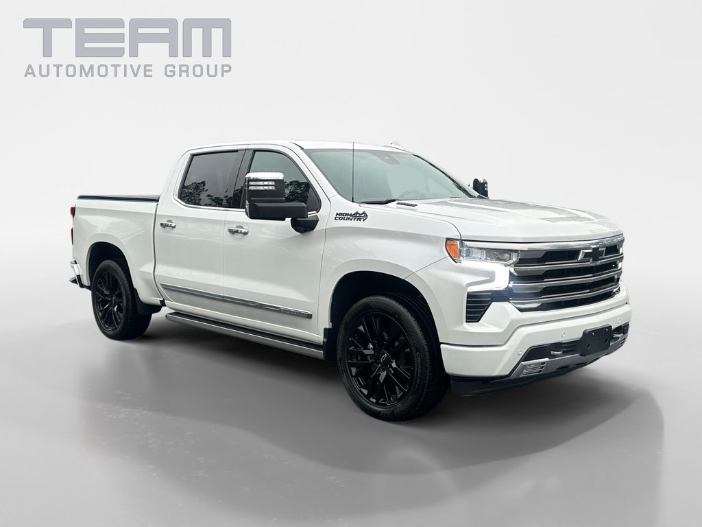 2023 Chevrolet Silverado 1500 High Country Crew Cab 4WD