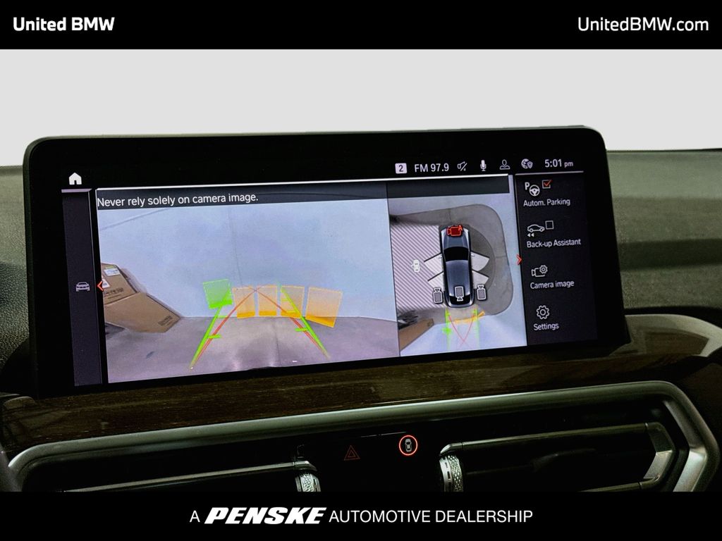 Thumbnail: 2022 BMW X4 - 16