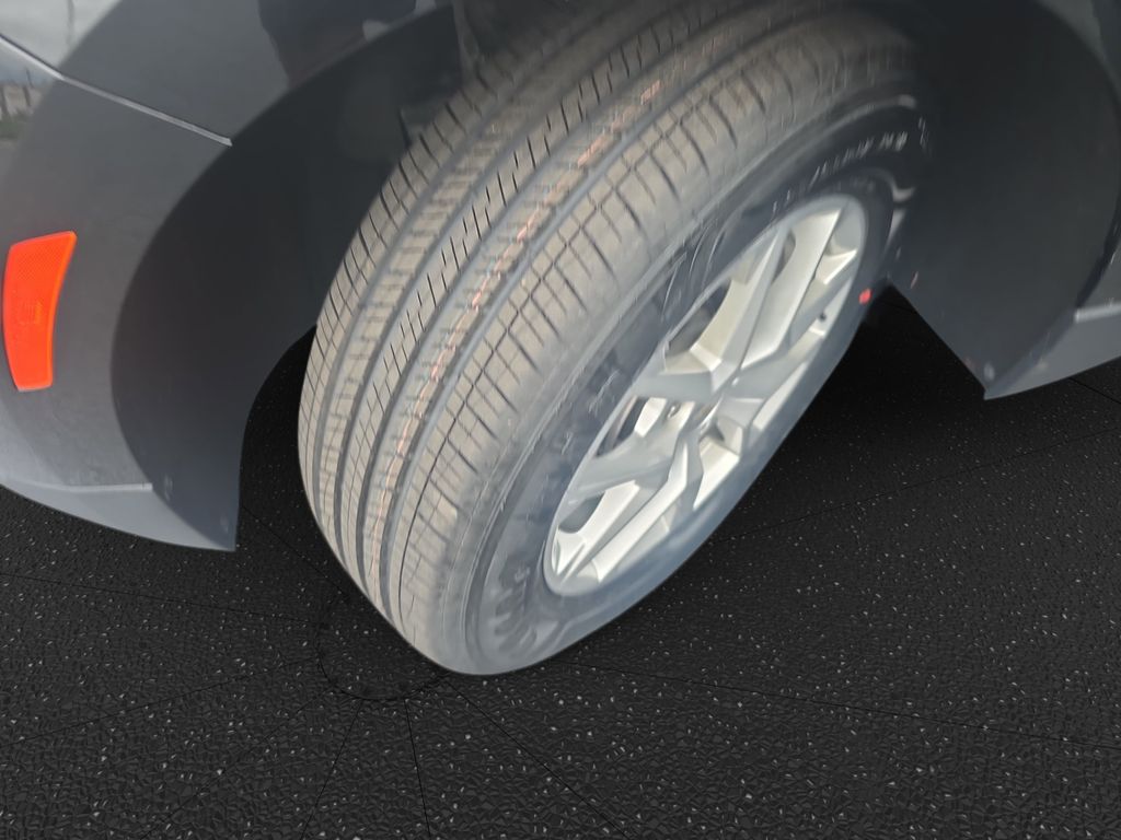 Used 2024 Chevrolet Equinox SUV