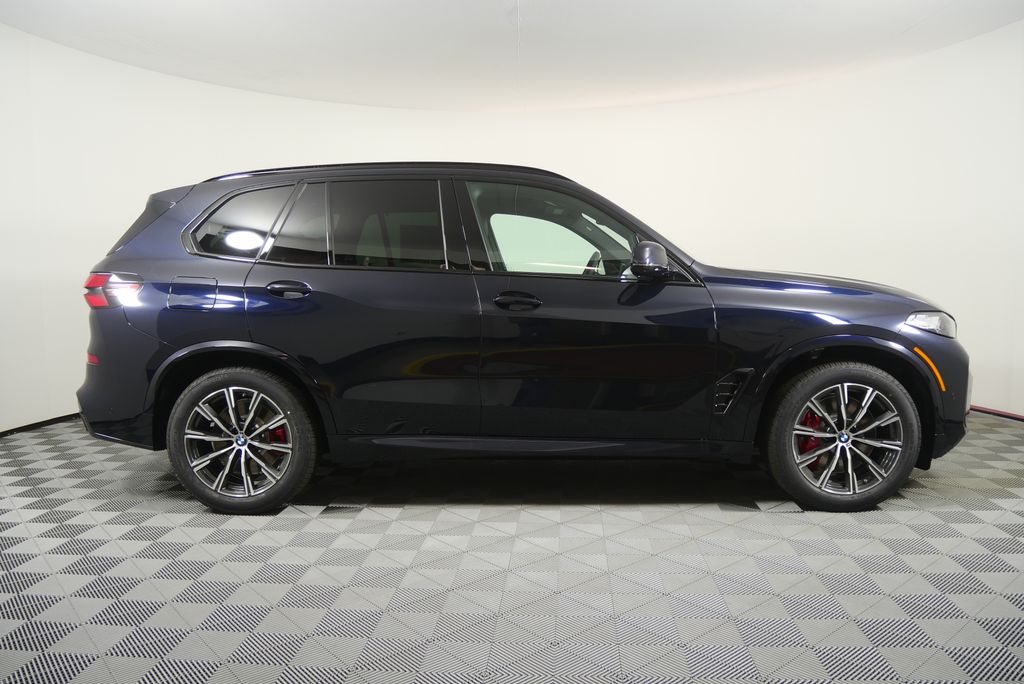 Thumbnail: 2026 BMW X5 - 2