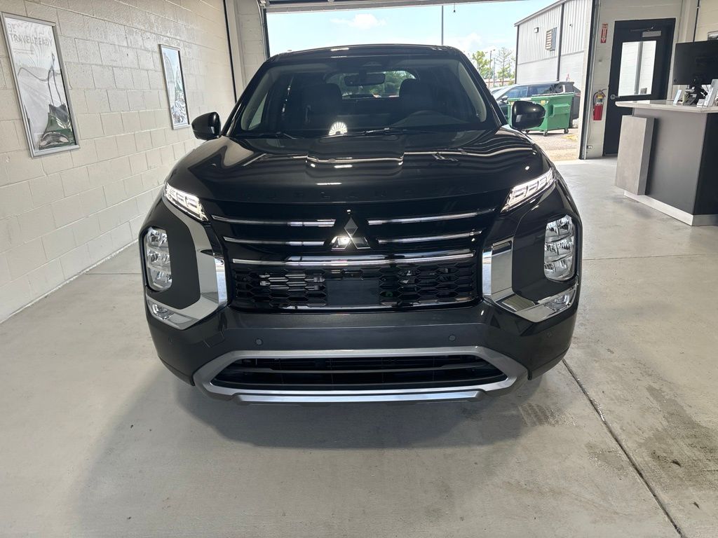 New 2026 Mitsubishi Outlander SUV