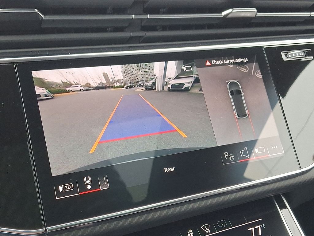 Thumbnail: 2026 Audi RS Q8 - 18