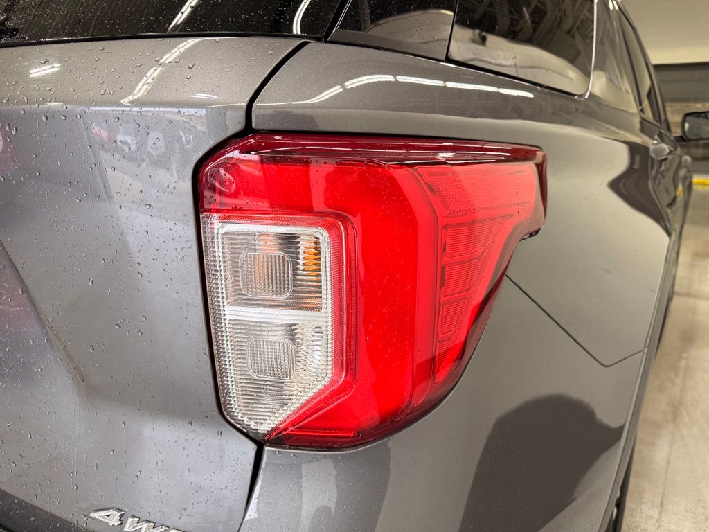 Thumbnail: 2023 Ford Explorer - 5