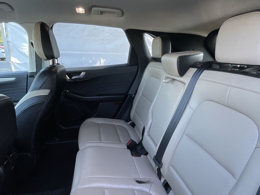 Used 2022 Ford Escape SUV