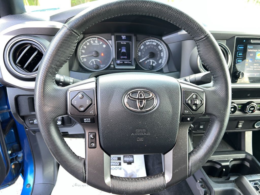 2017 Toyota Tacoma TRD Sport 10