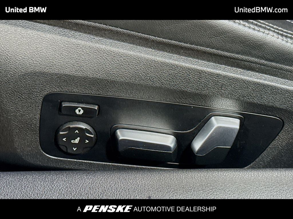 Thumbnail: 2021 BMW 8 Series - 4