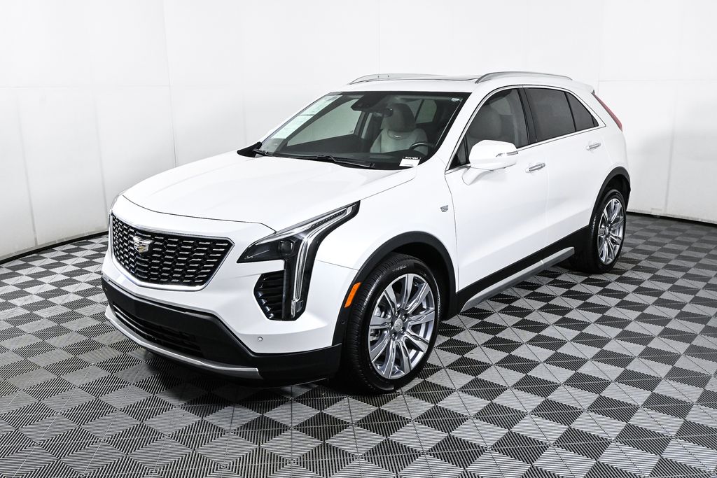 2020 Cadillac XT4 Premium Luxury 3