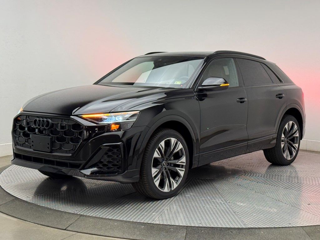 2025 Audi Q8 Premium Plus 5