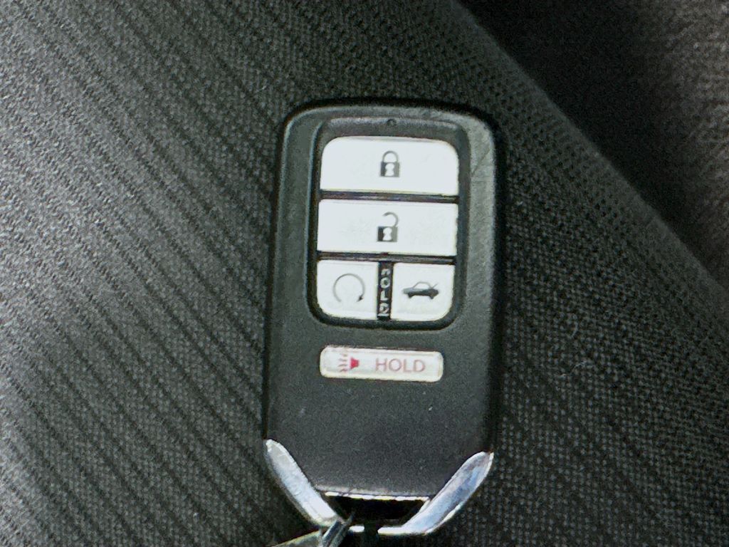 Used Car 2019 Honda Insight  Ex For Sale Under $15,000 In Austin, Texas