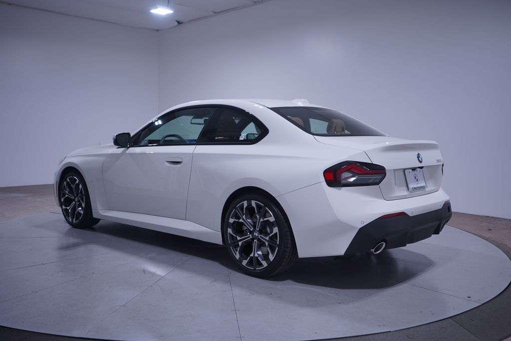 Thumbnail: 2025 BMW 2 Series - 3