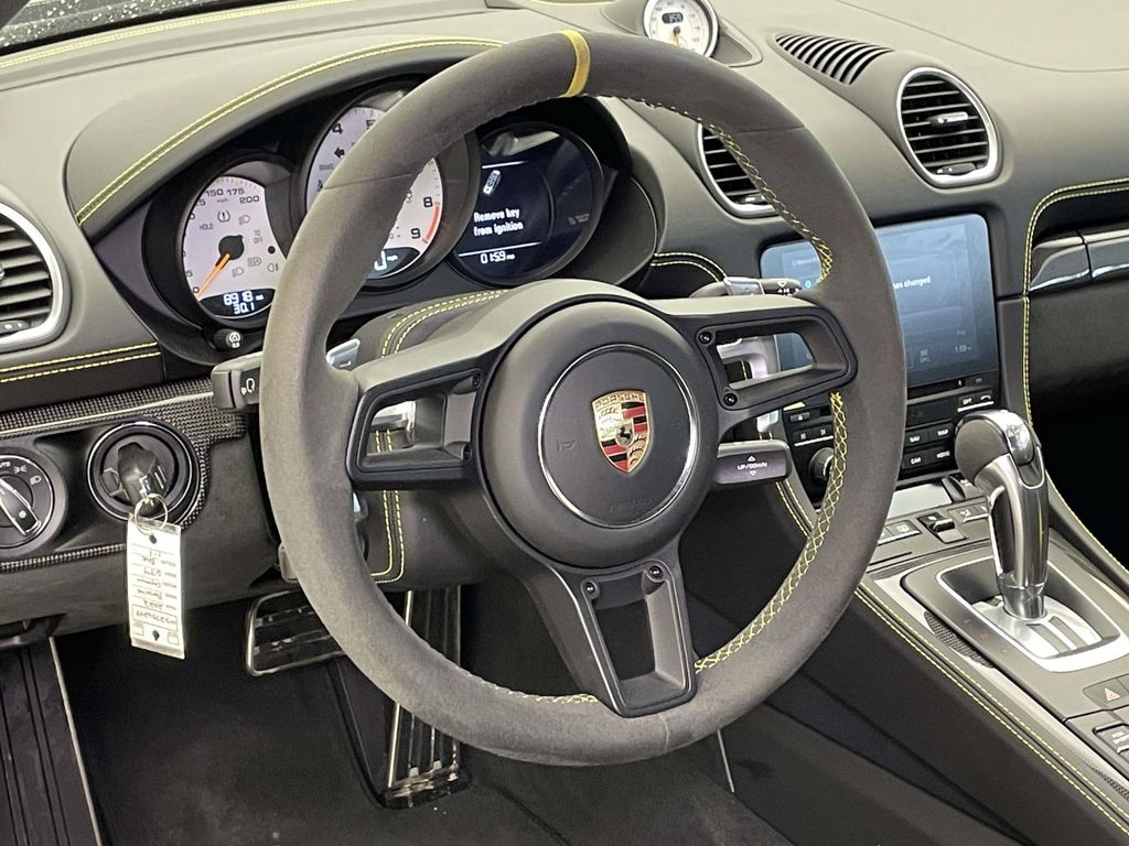 2022 Porsche 718 Cayman GT4 - 3