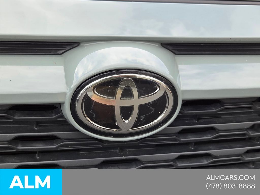 Used 2019 Green Toyota XLE image 23