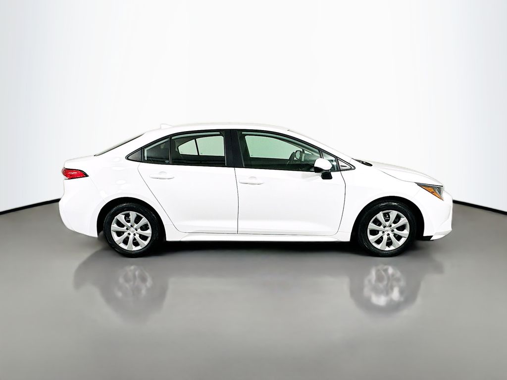 Thumbnail: 2024 Toyota Corolla - 4