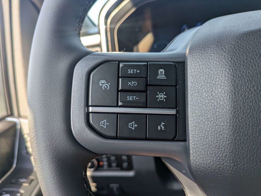 2026 Ford F-350 Super Duty LARIAT