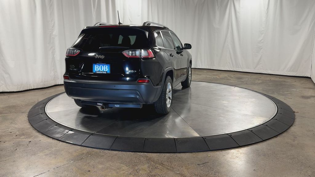 used 2019 Jeep Cherokee car, priced at $16,702