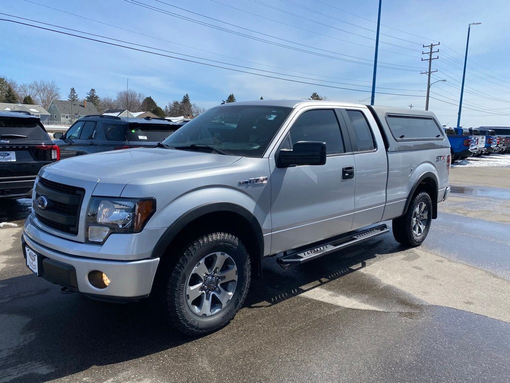 Ingot Silver Metallic 2014 Ford F-150 STX SuperCab 4WD Pickup Truck Four-Wheel Drive 6-Speed Automatic