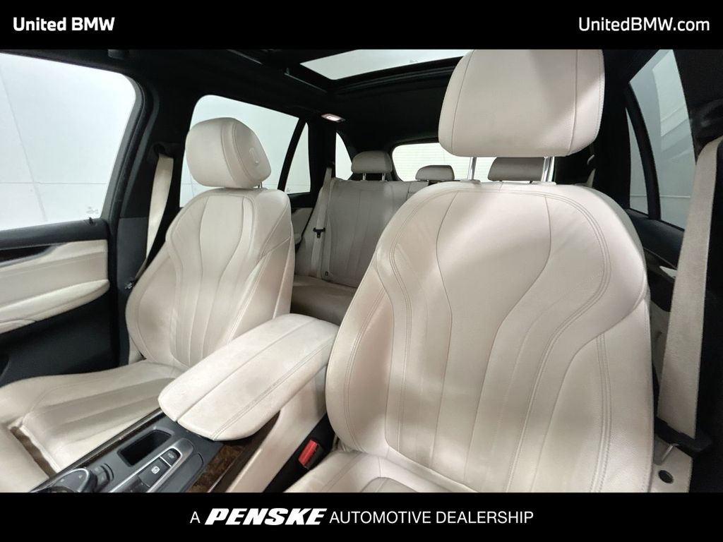 Thumbnail: 2015 BMW X5 - 13