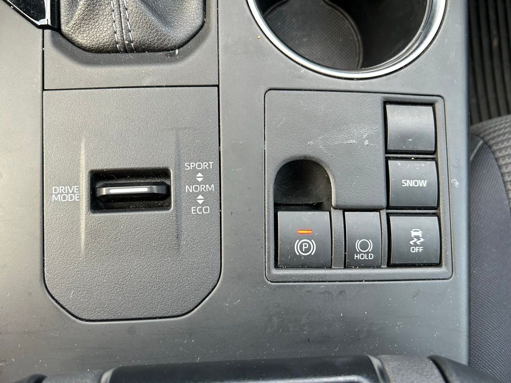 Thumbnail: 2024 Toyota Highlander - 29