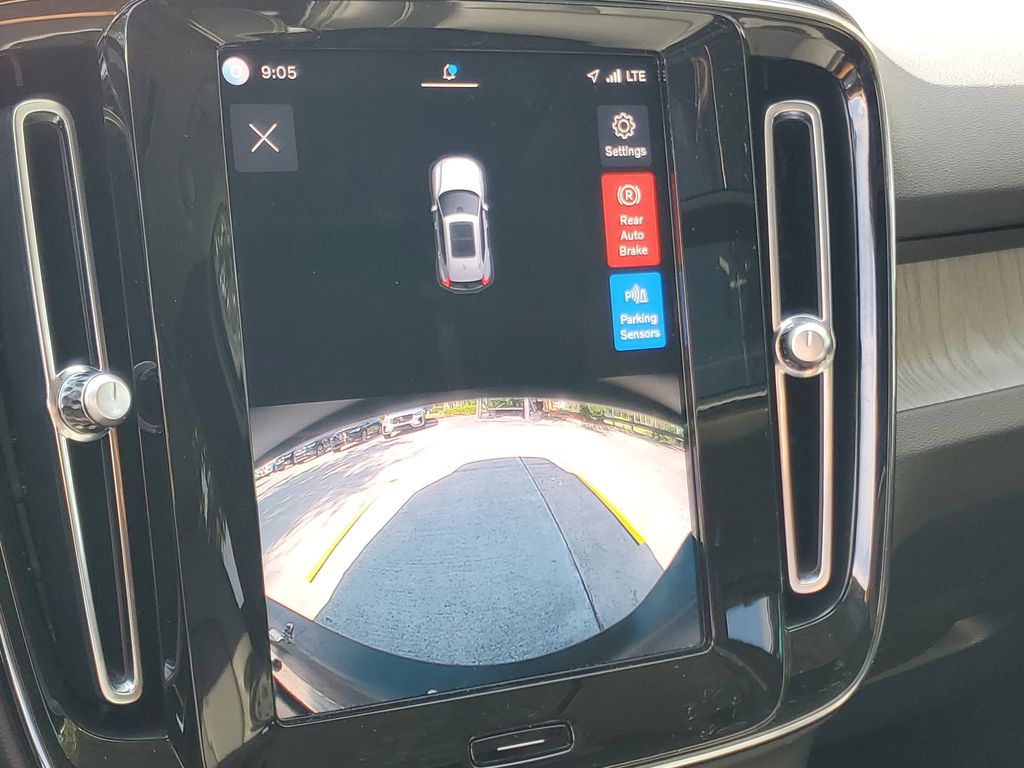 used 2023 Volvo XC40 car, priced at $28,595