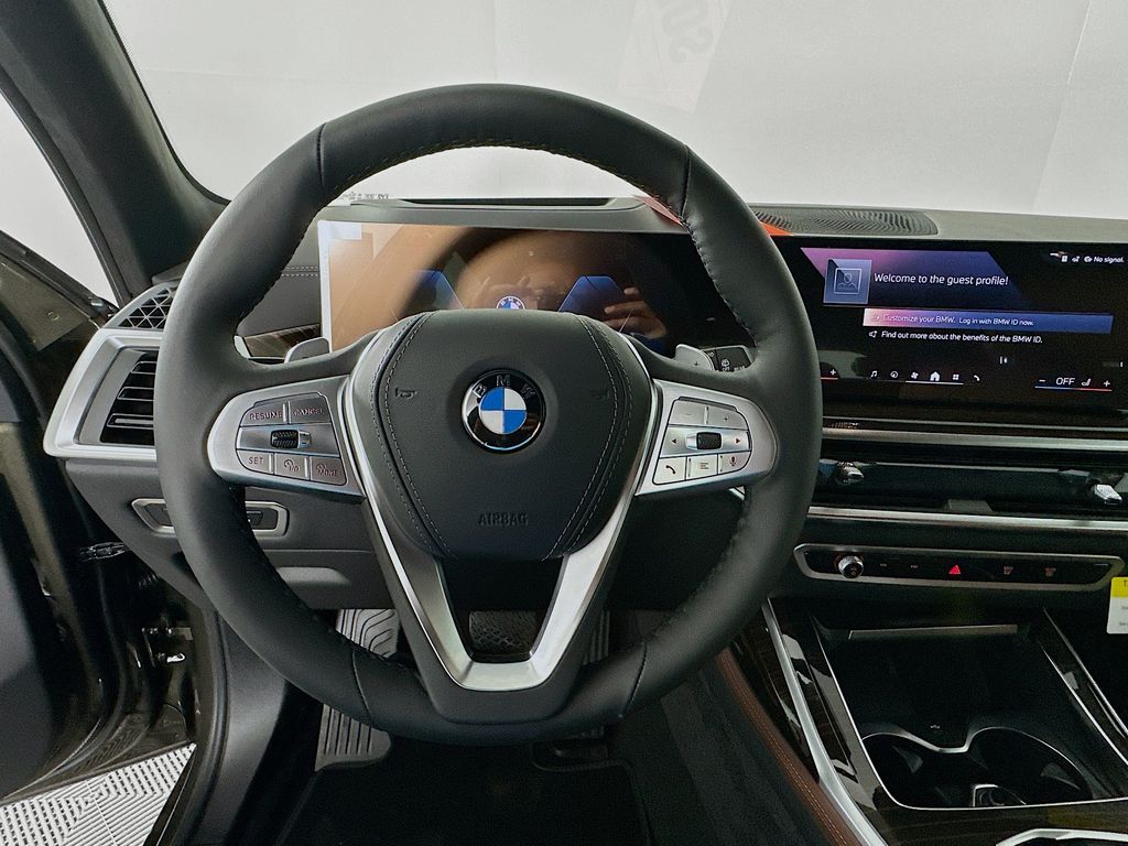 Thumbnail: 2026 BMW X7 - 10