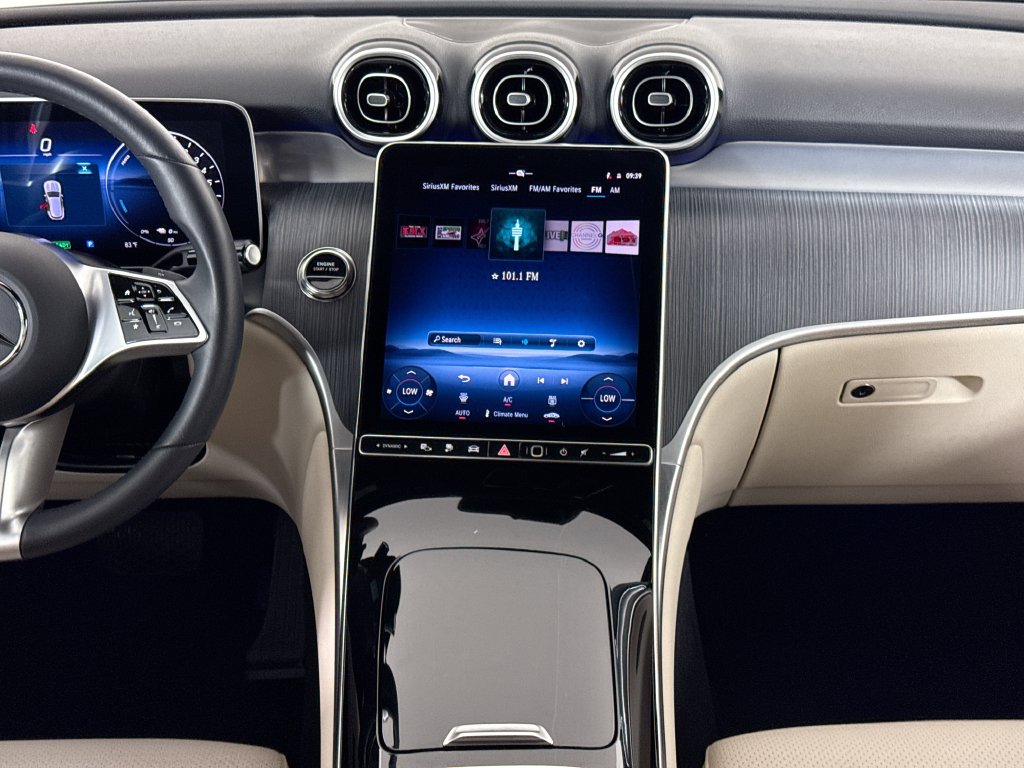 Thumbnail: 2025 Mercedes-Benz GLC - 14