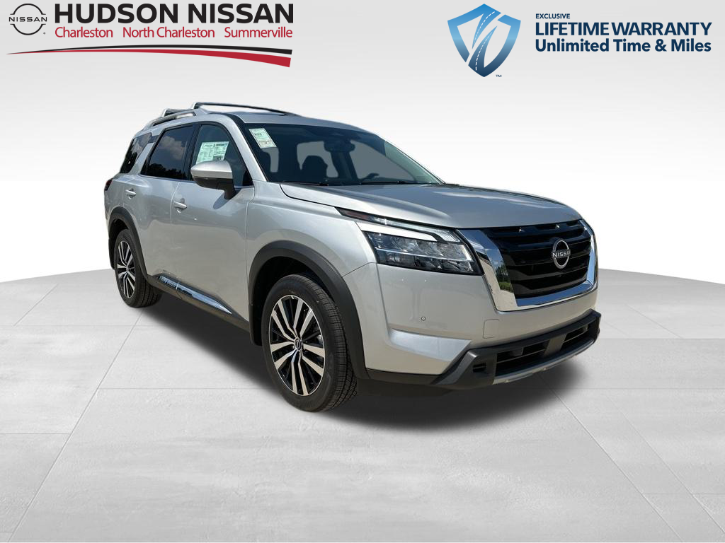 2024 Nissan Pathfinder Platinum 1