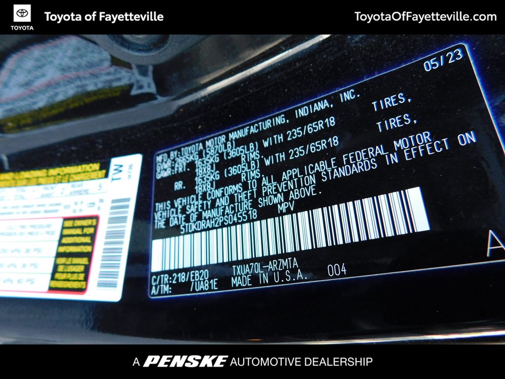 Thumbnail: 2023 Toyota Highlander - 9
