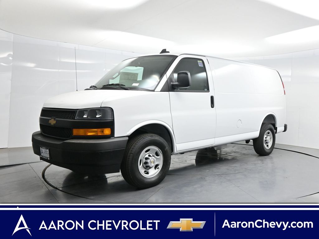 Summit White 2026 Chevrolet Express Cargo Van Rear-Wheel Drive 8-Speed Automatic Overdrive