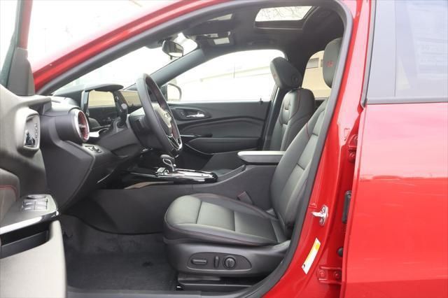 Thumbnail: 2026 Chevrolet Trax - 14