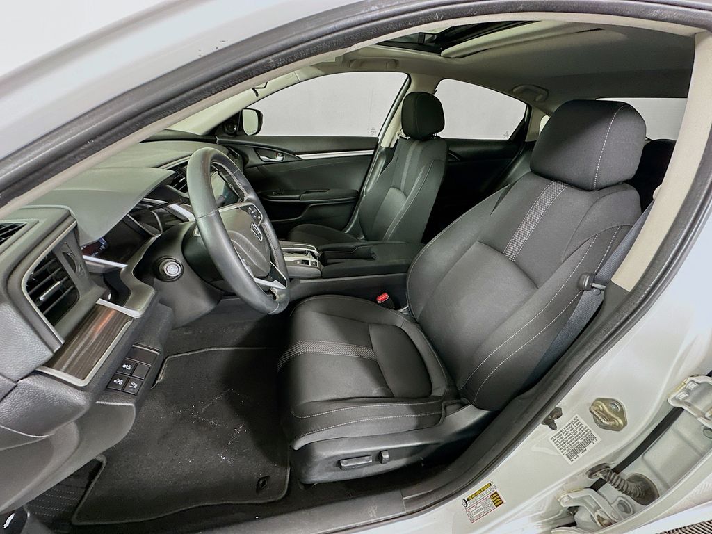 Thumbnail: 2019 Honda Civic - 19