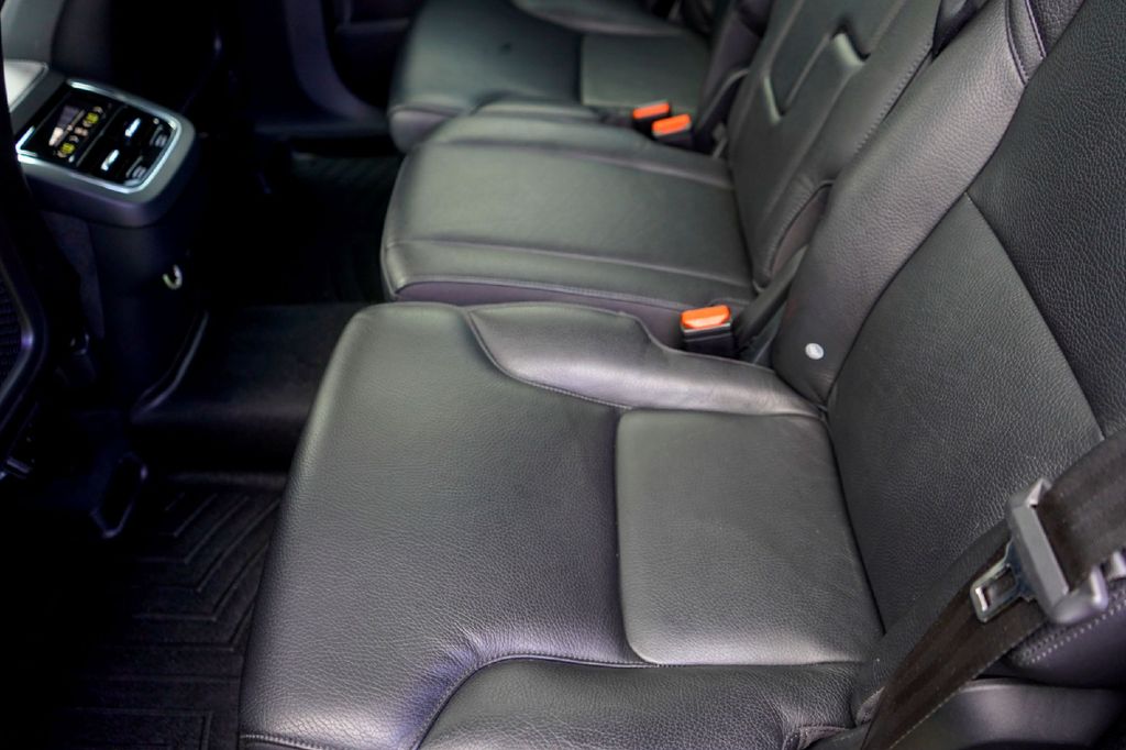 Used Car 2016 Volvo Xc90  T6 Momentum For Sale Under $15,000 In Taylor, Texas