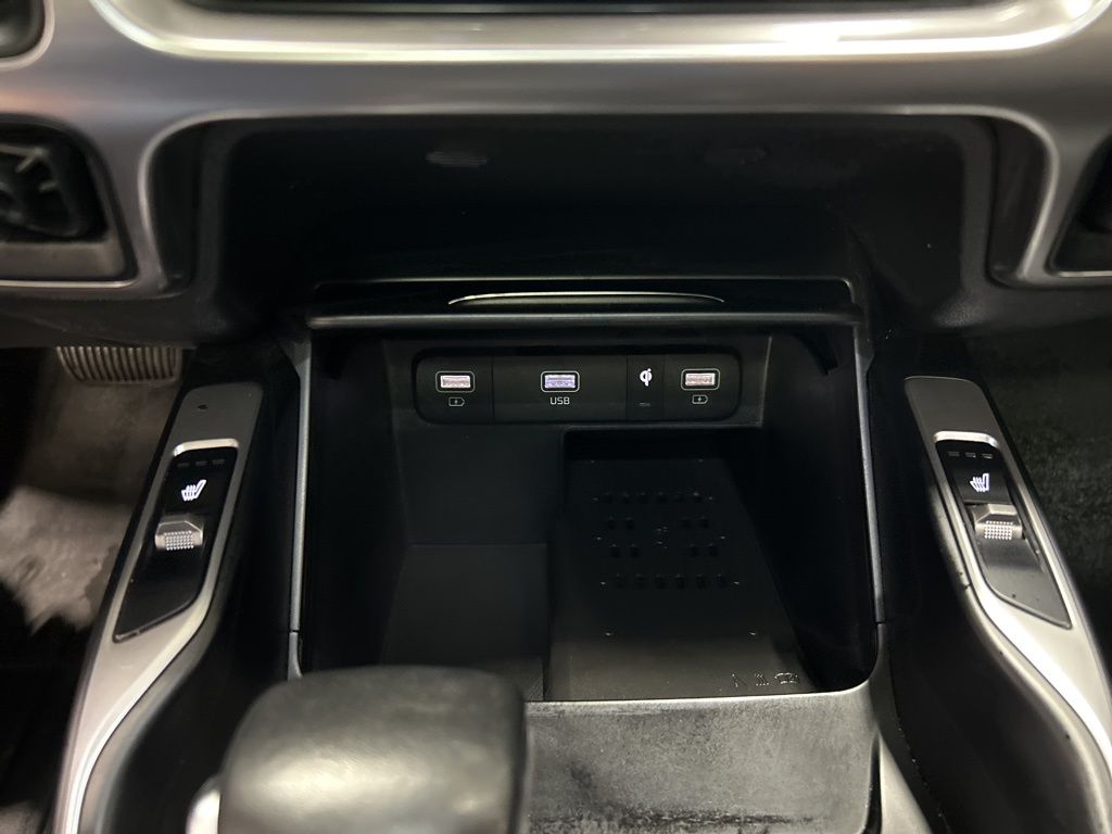 used 2023 Kia Sorento car, priced at $28,591