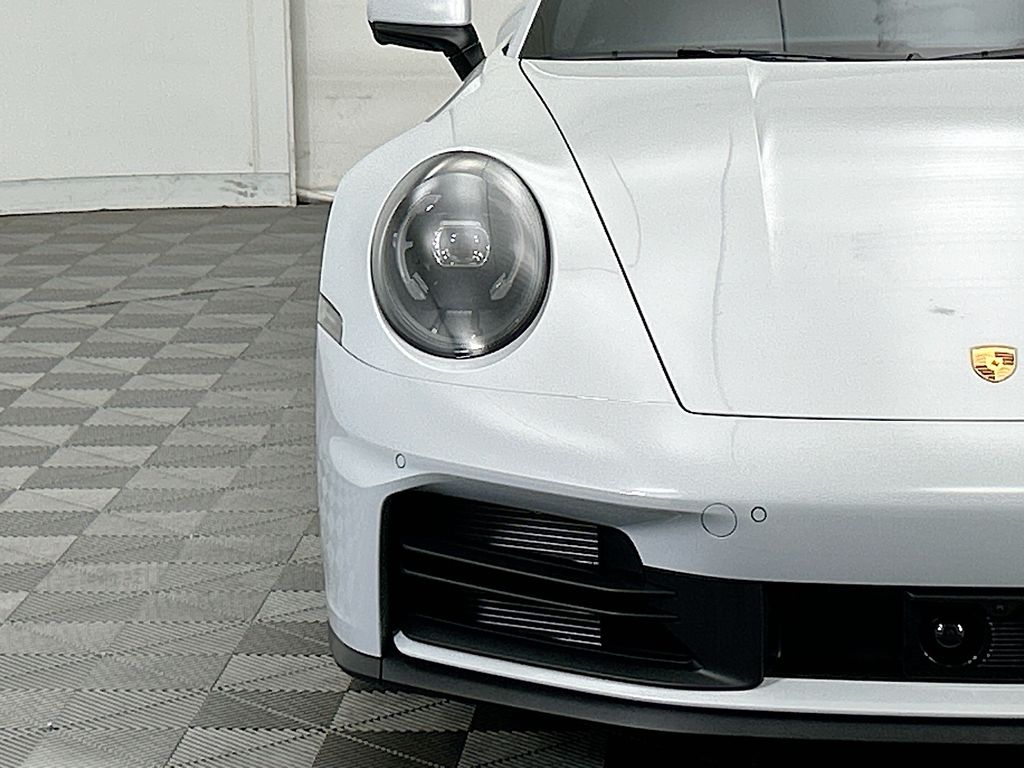 Thumbnail: 2025 Porsche 911 - 12