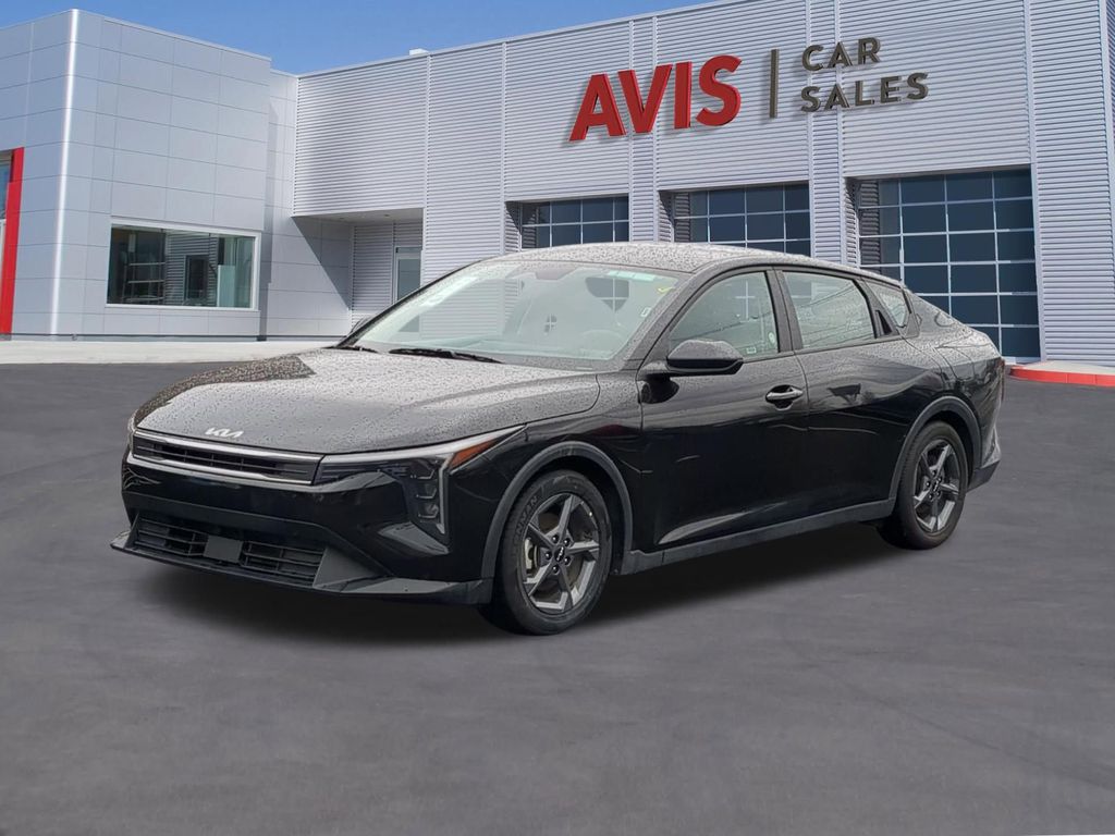 2025 Kia K4 LXS FWD