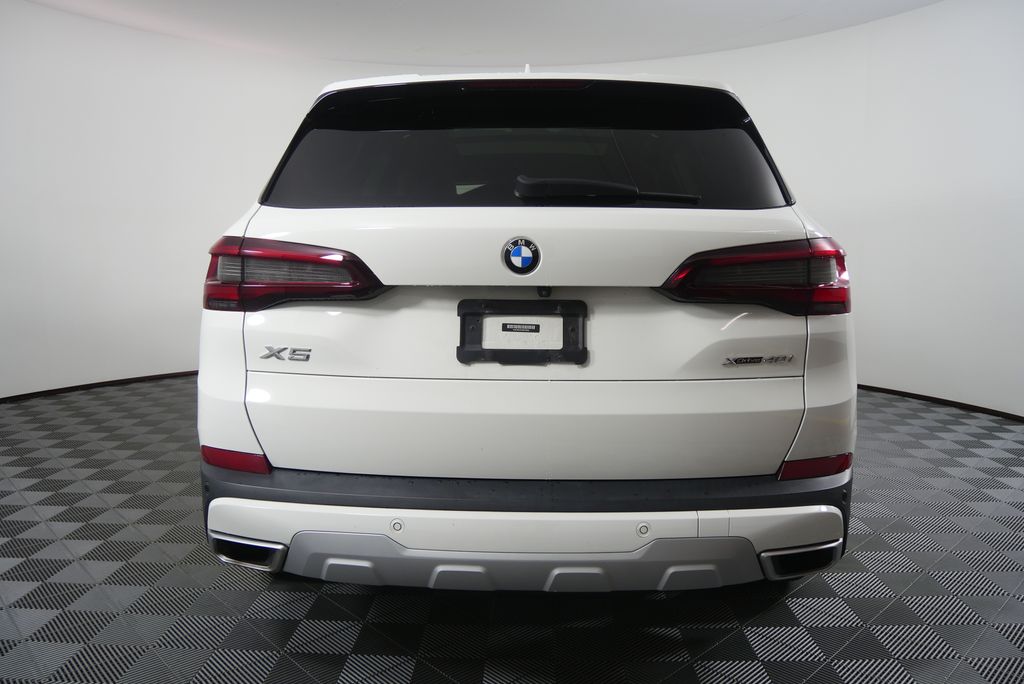 Thumbnail: 2021 BMW X5 - 4