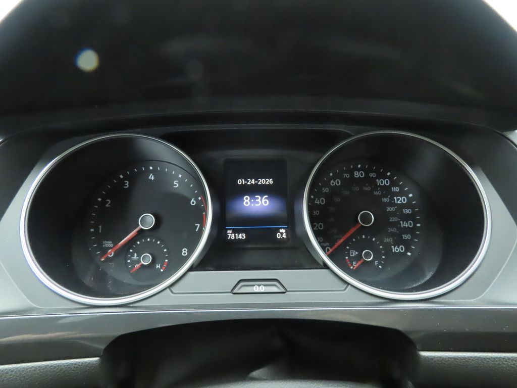 Thumbnail: 2018 Volkswagen Tiguan - 32