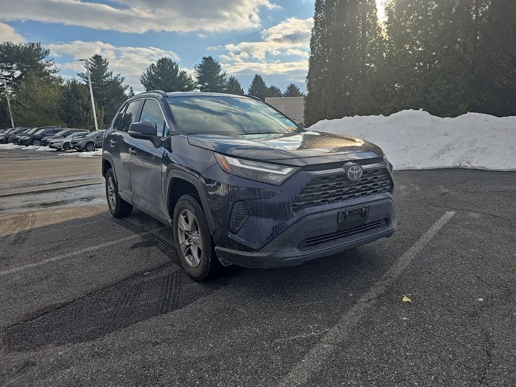 2025 Toyota RAV4 XLE AWD