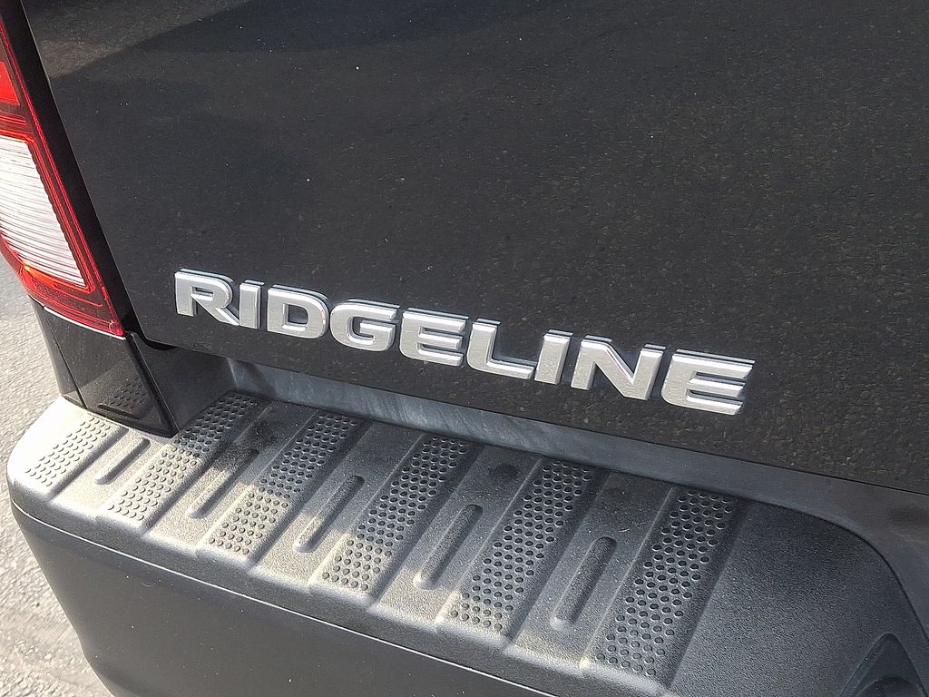 Thumbnail: 2021 Honda Ridgeline - 32