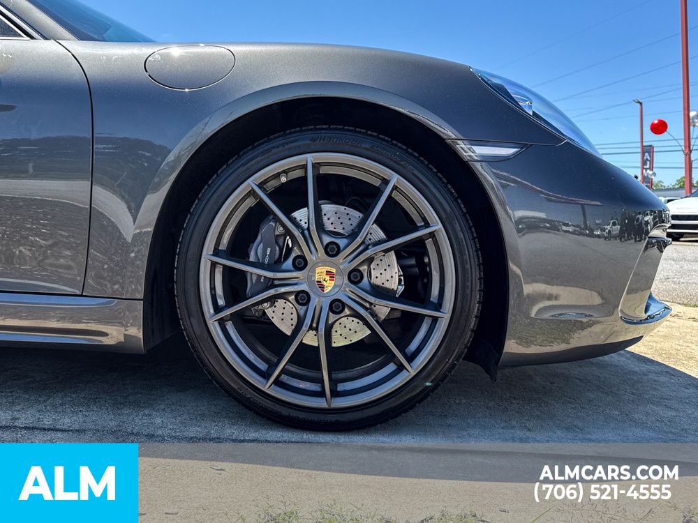 Used 2019 Grey Porsche Base image 40