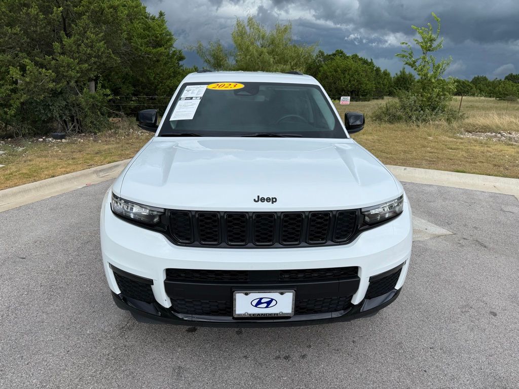 Thumbnail: 2023 Jeep Grand Cherokee L - 2