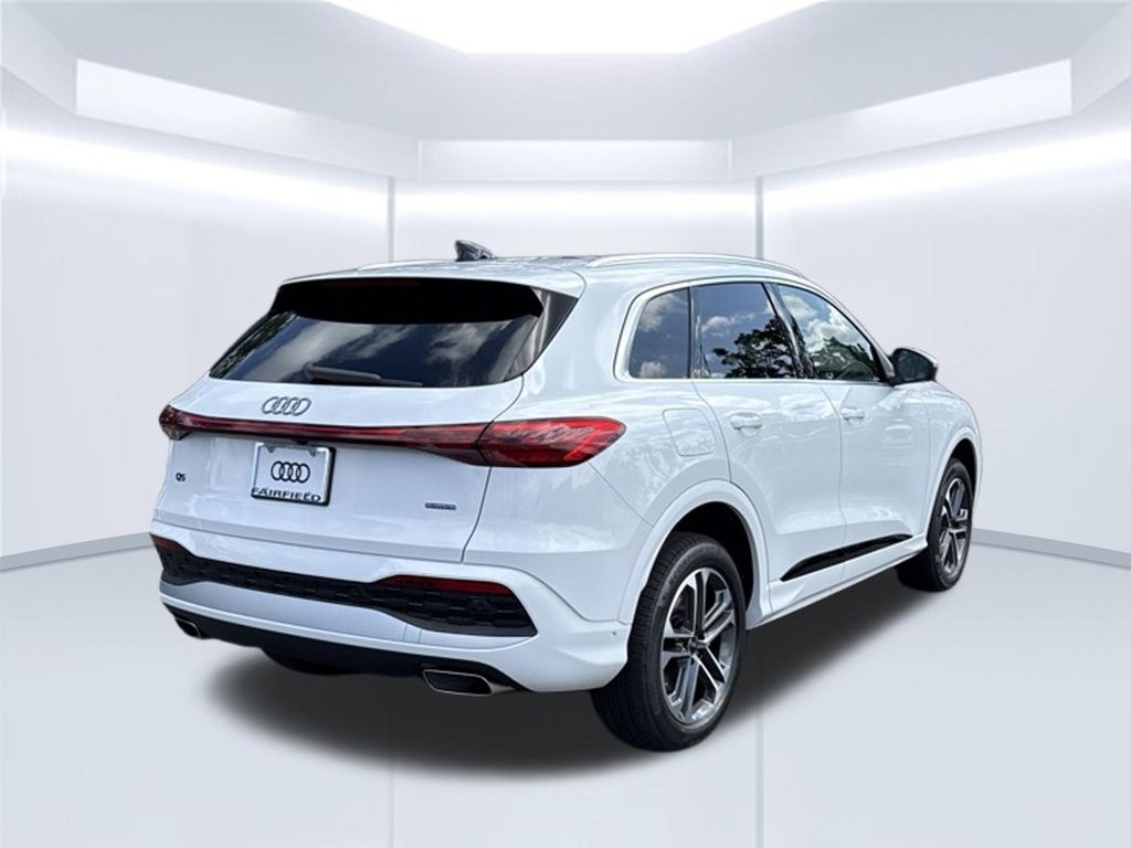 Thumbnail: 2026 Audi Q5 - 5