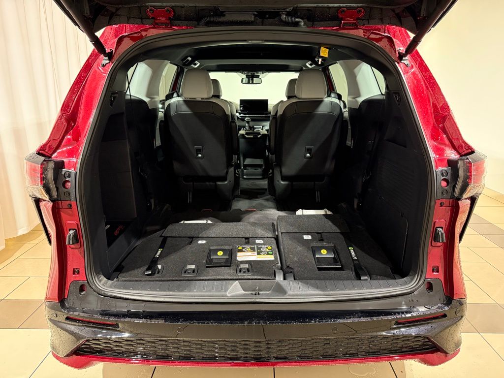 Thumbnail: 2025 Toyota Sienna - 11