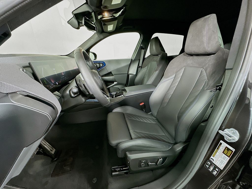 Thumbnail: 2025 BMW X3 - 20