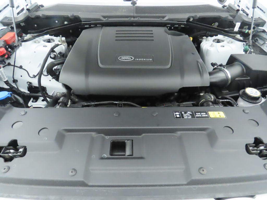 Thumbnail: 2025 Land Rover Defender - 31