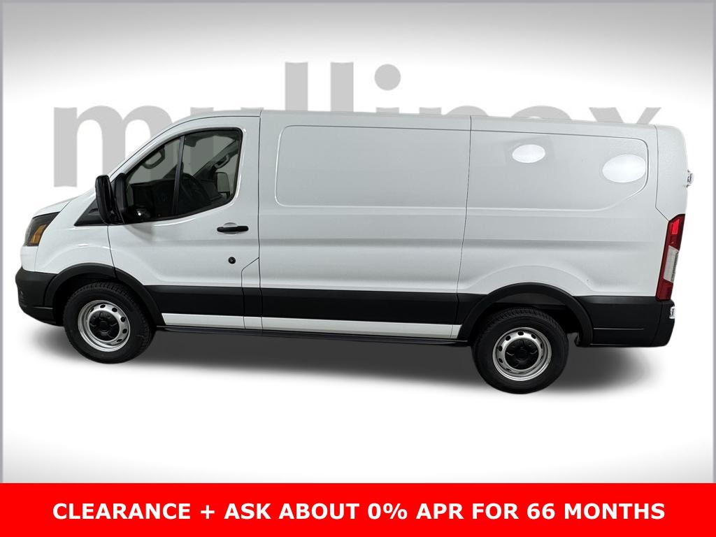 2025 Ford Transit photo 3