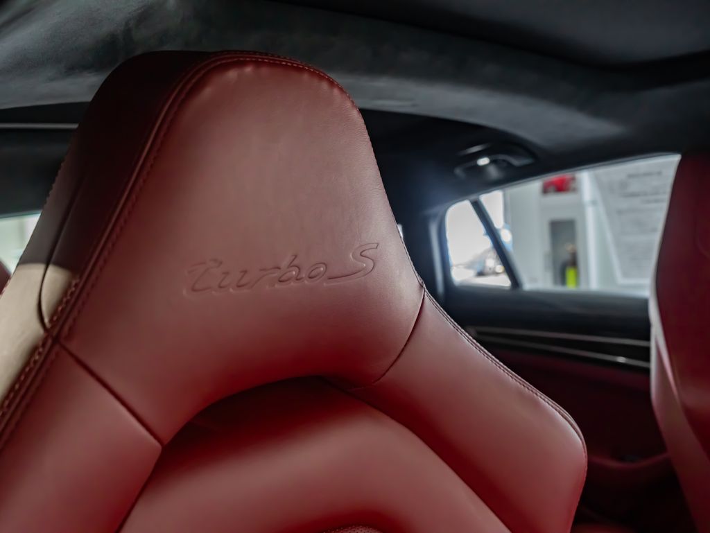 Certified Used 2018  Porsche Turbo S image 32