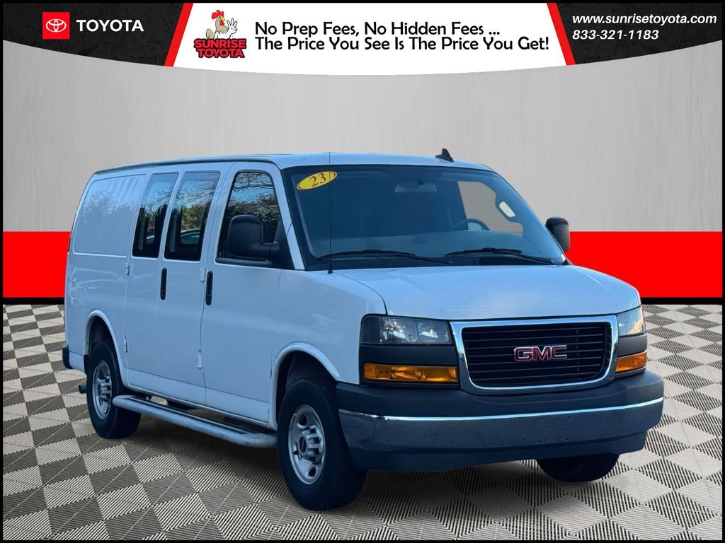 2023 GMC Savana Cargo Work Van's photo