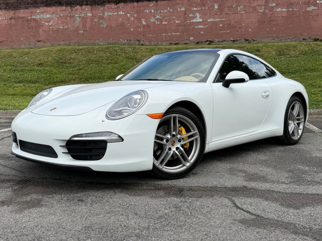 White 2014 Porsche 911 Coupe Rear-Wheel Drive 7-Speed Automatic