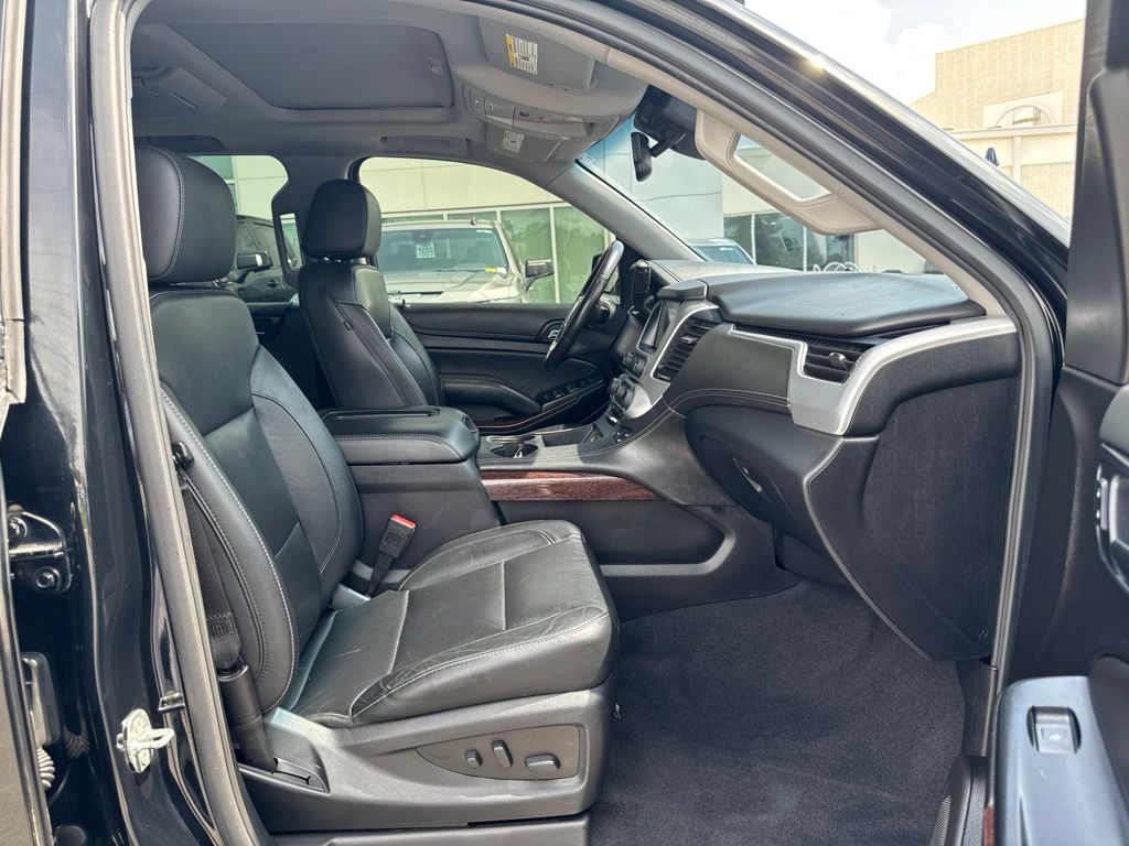 Used 2020 Black GMC SLT image 13