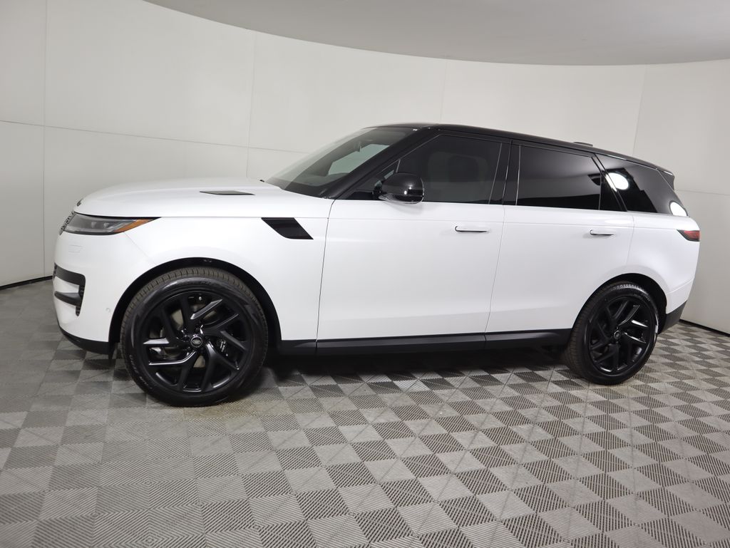 Thumbnail: 2025 Land Rover Range Rover Sport - 8